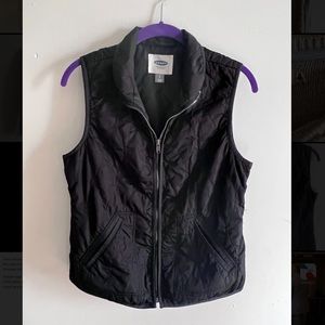Old Navy lightweight black zip-up vest